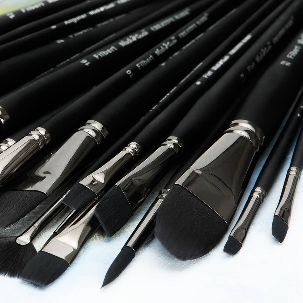 Black swan synthetic brushes