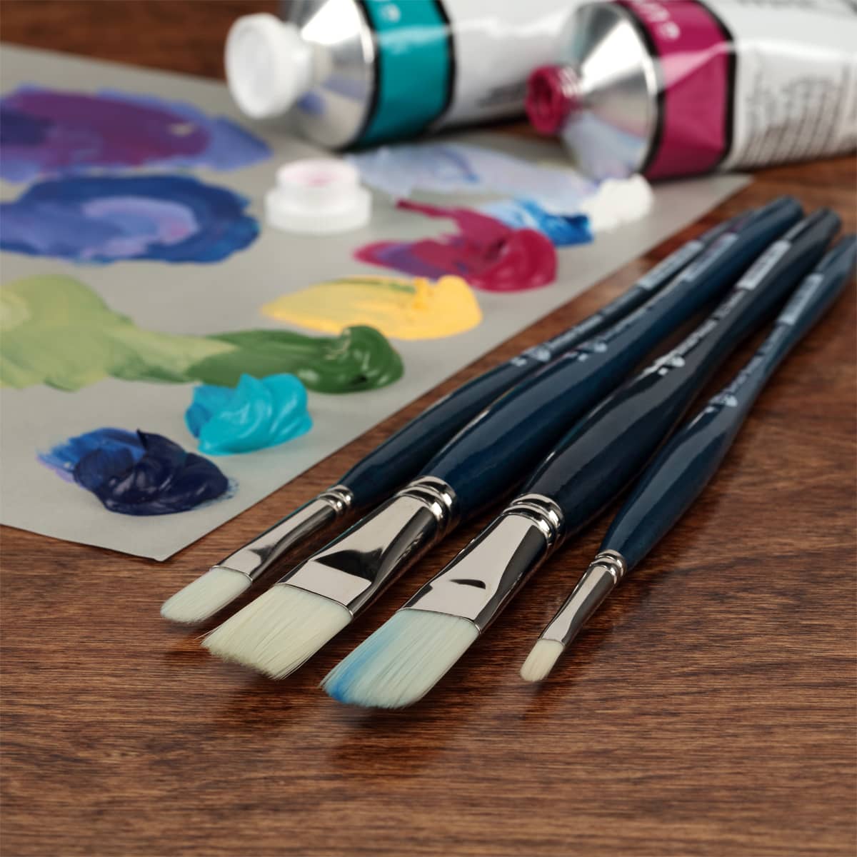 Bold, sturdy bristles built for heavy media