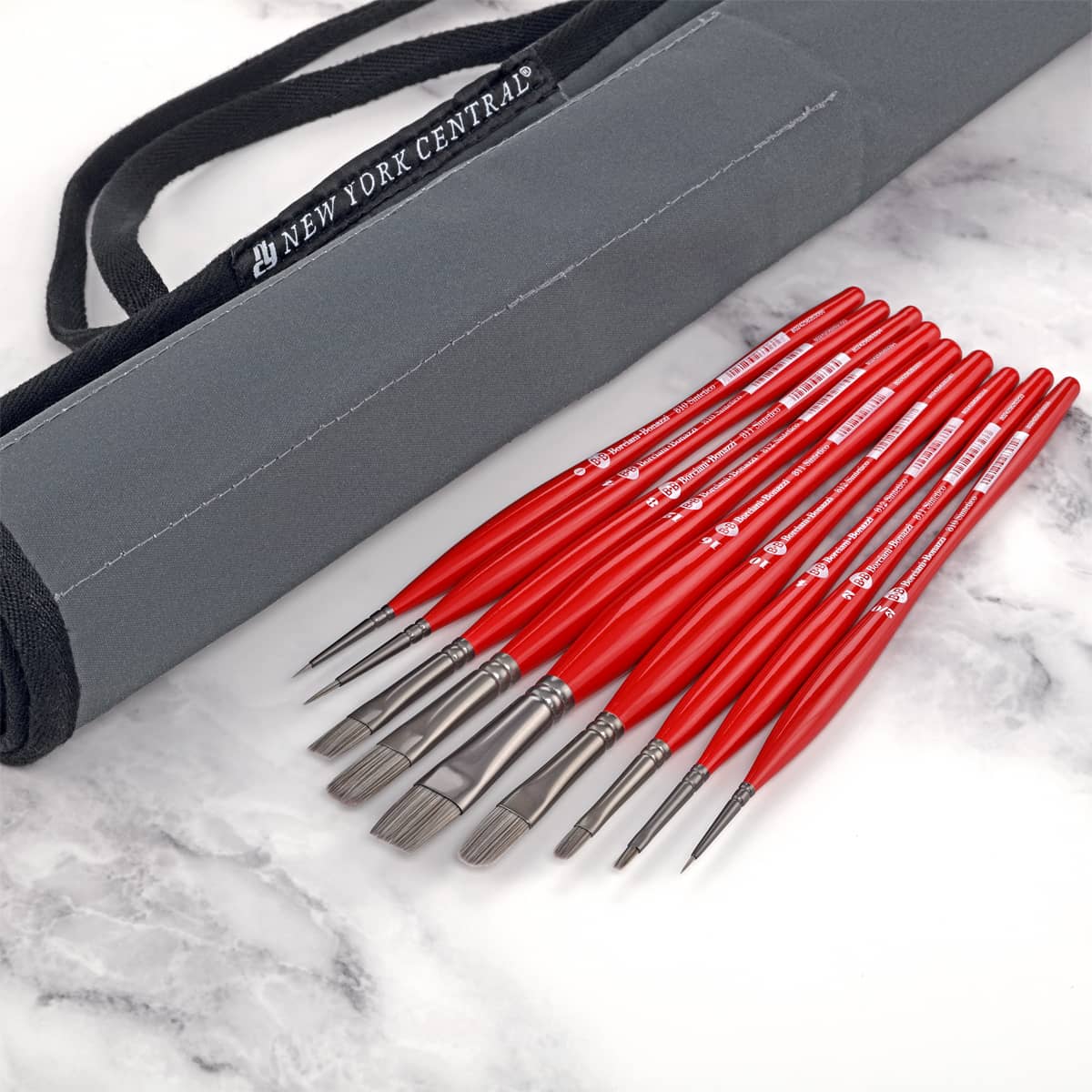 UNICO® Silver Synthetic Brush set