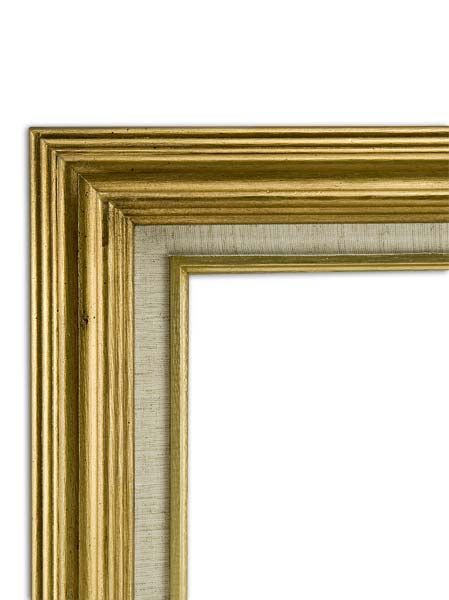 Accent Wood Frame 9x12" - Antique Gold