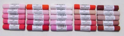 Mount Vision Soft Pastels Set of 25 - Reds & Pinks
