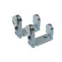 You need two outer connectors per cross brace