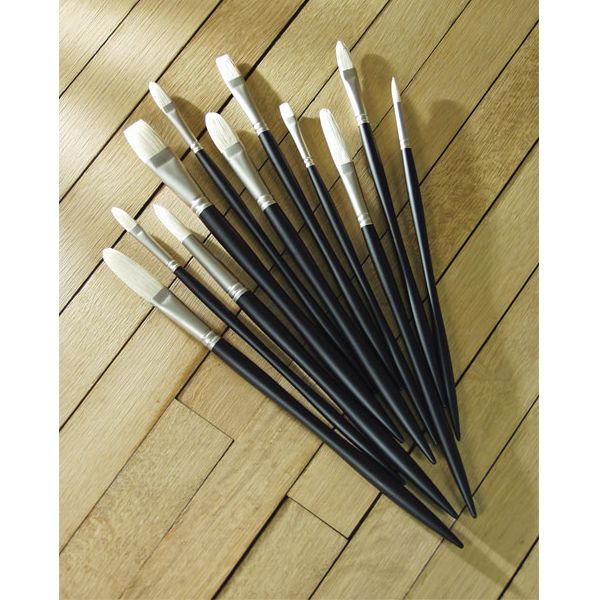 High-Quality Winsor And Newton Oil Paint Brushes Background for Your Screen High-Quality Winsor And Newton Oil Paint Brushes Background for Your Screen