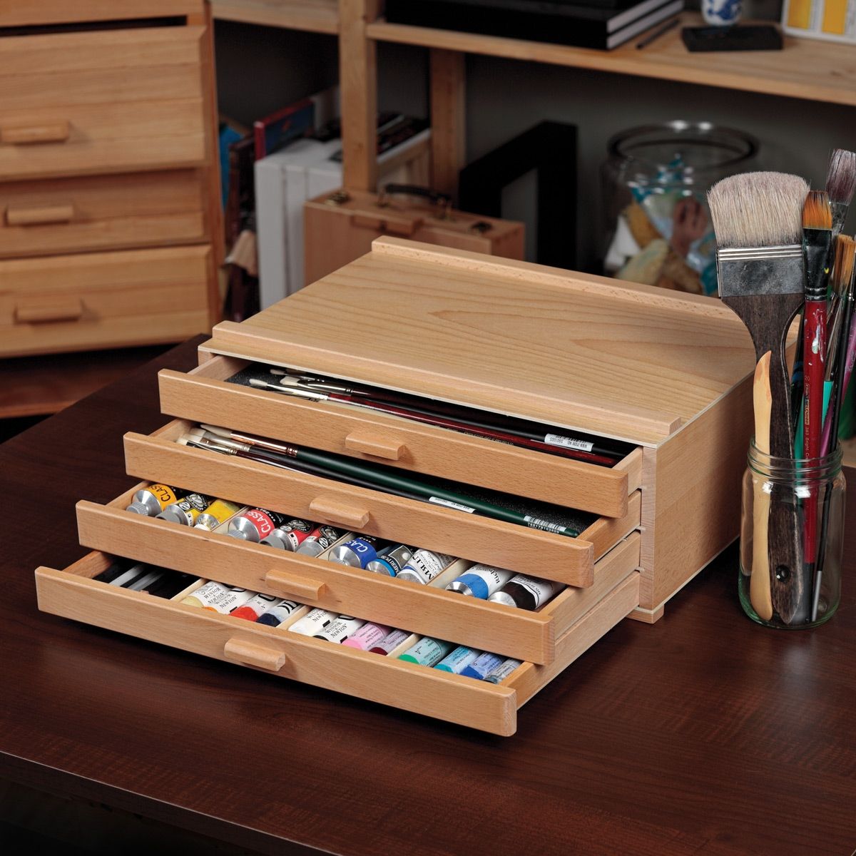 4 Drawer - Drawers lined with foam or including three removable slots