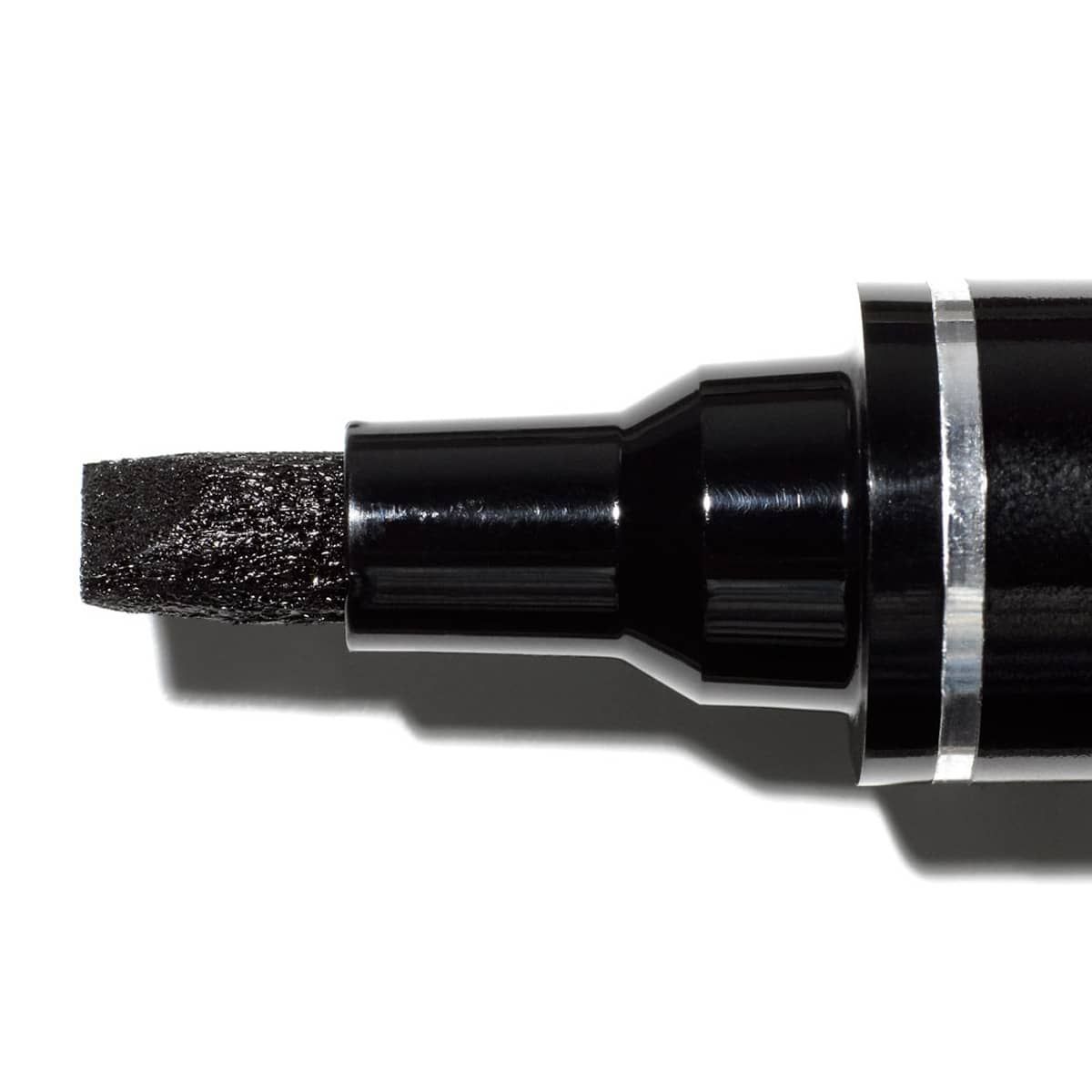 Krink K-70 Permanent Ink Marker (Dual-Nib) - Chisel Closeup