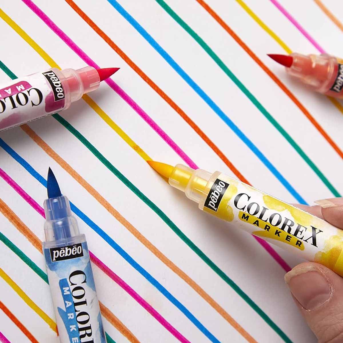 Versatile brush tip that combines flexibility and precision