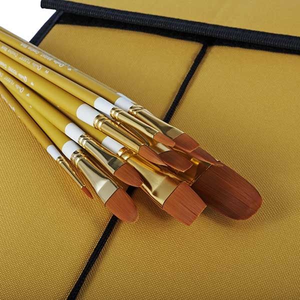 Bueno Long Handle Brush Set of 12 with Rockwell Case