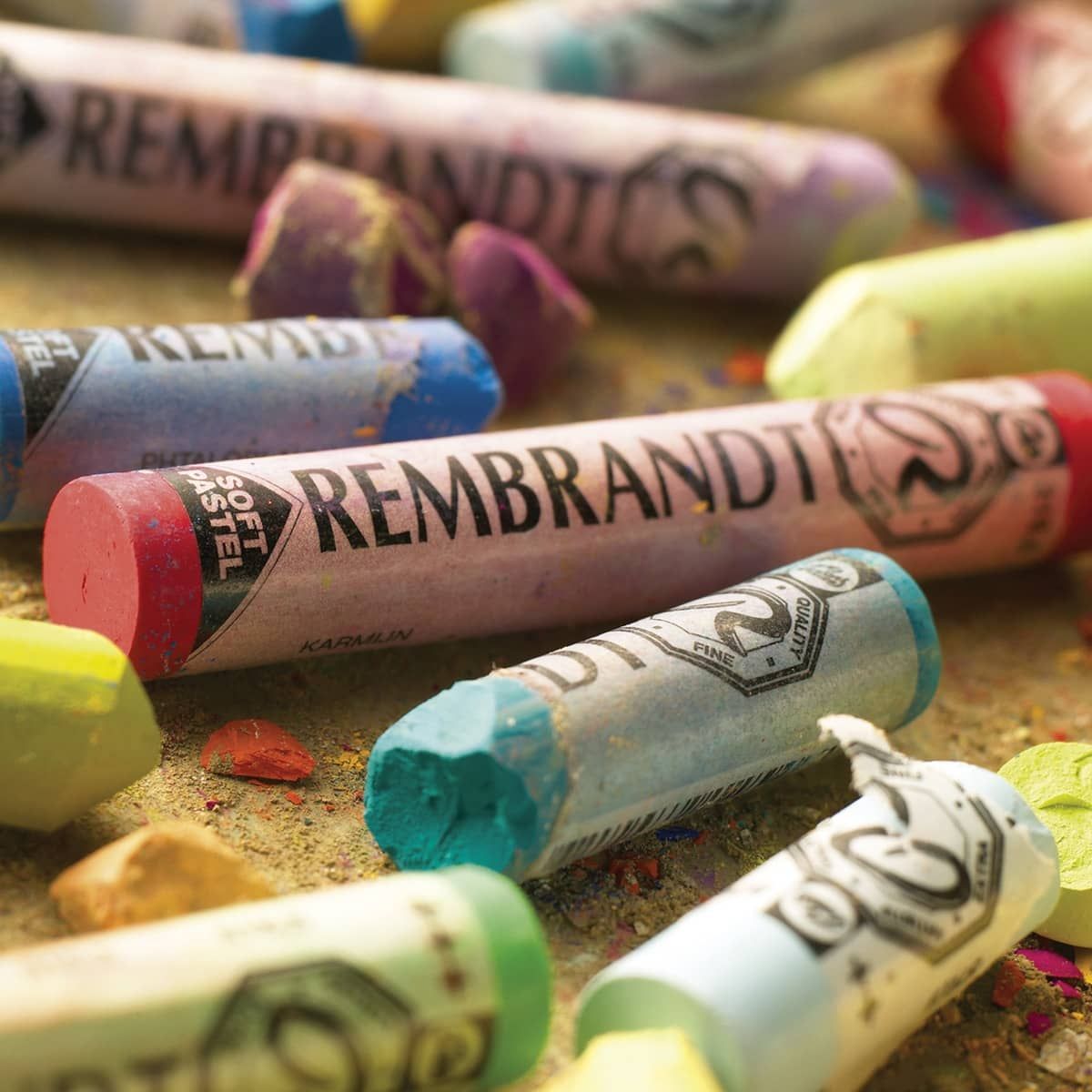 Rembrandt soft pastels set CARDBOARD 15