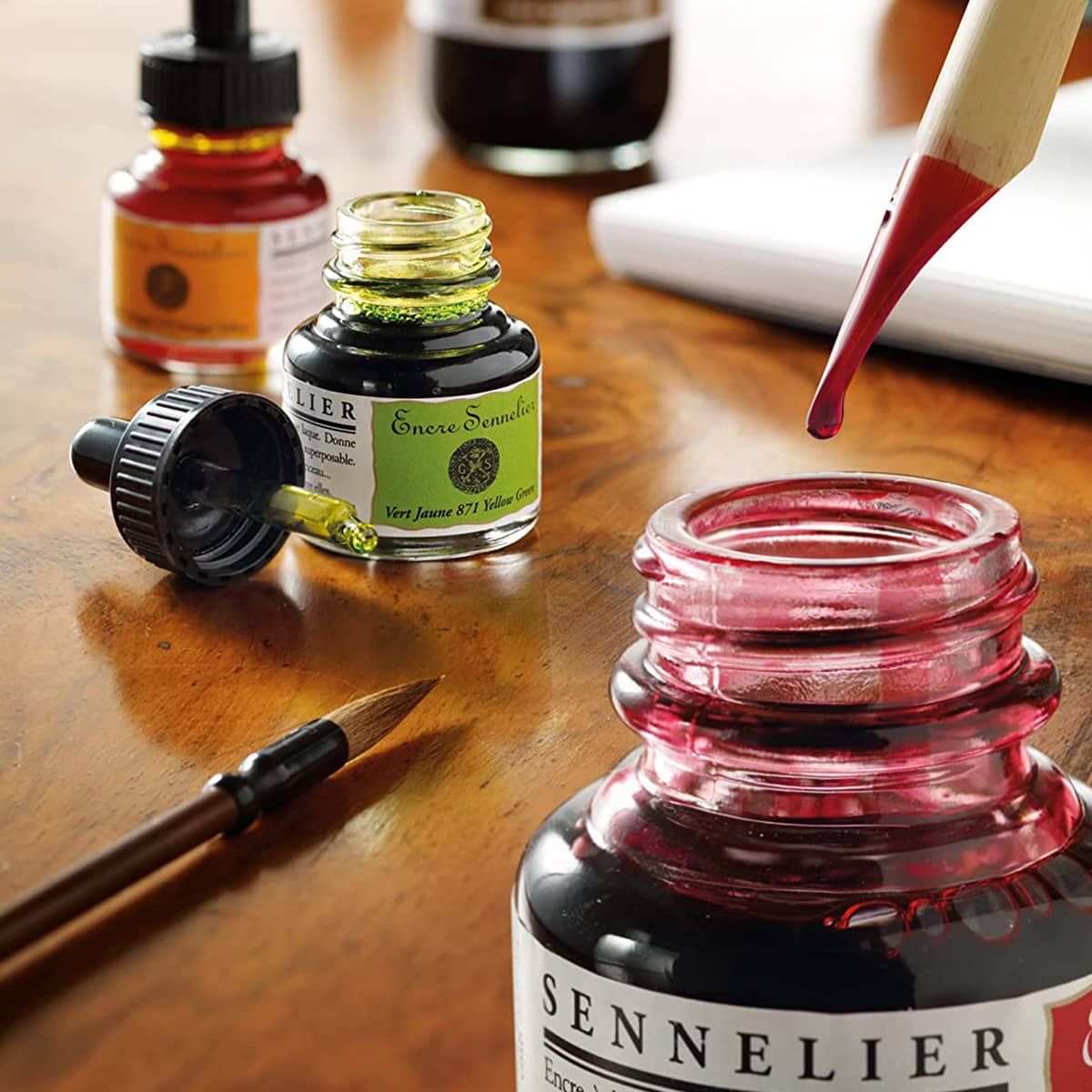 Extremely rich, these inks are made with shellac gum binder giving each shade a unique brilliance, brightness and vibration under light
