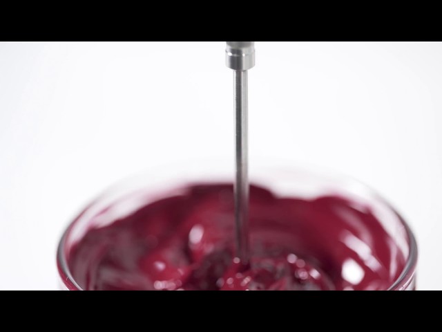 Testing the Viscosity of Professional Acrylic Paint | Winsor & Newton