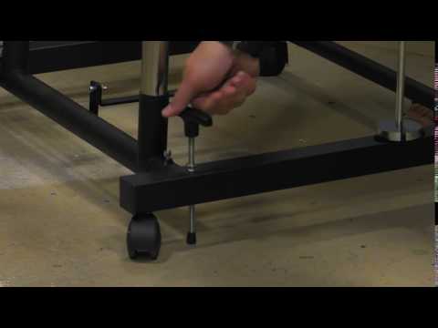 Paintmaster Easel FOUR ROLLING CASTERS ALLOW FOR EASY MOBILITY