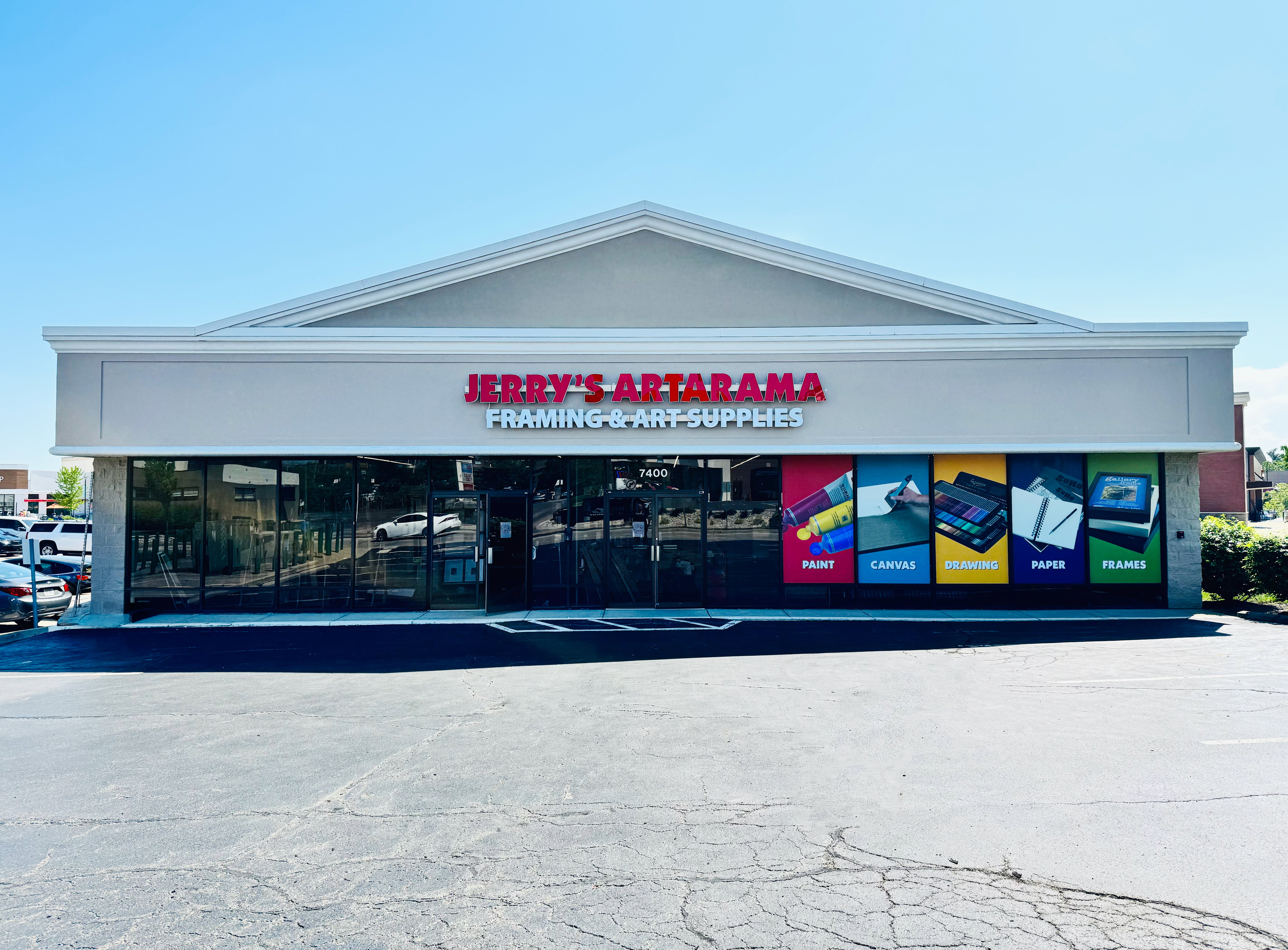 Exterior of Jerry's Artarama store in Cincinnati, OH